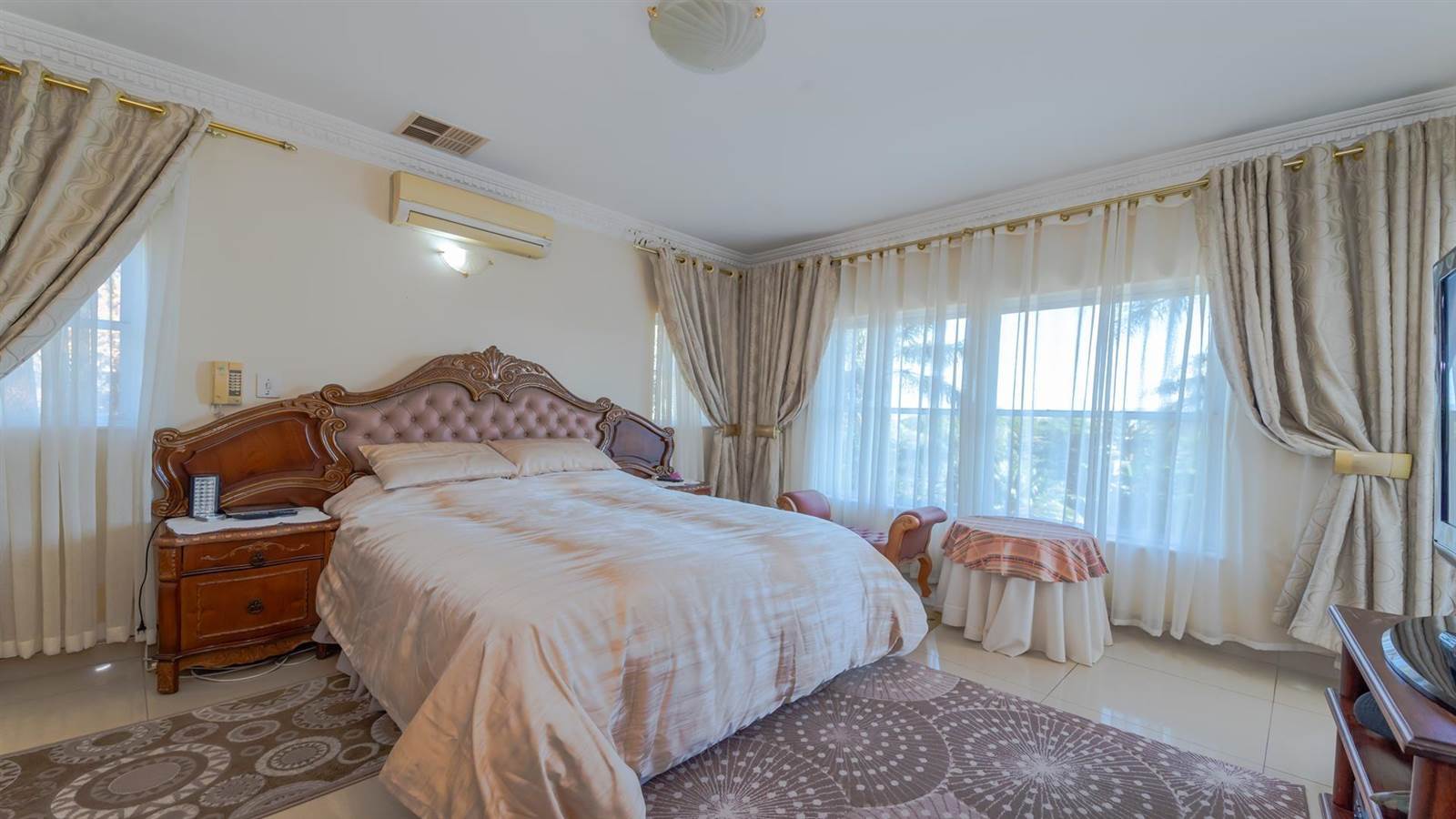 4 Bed House in Mt Edgecombe Estate 1 & 2 photo number 13