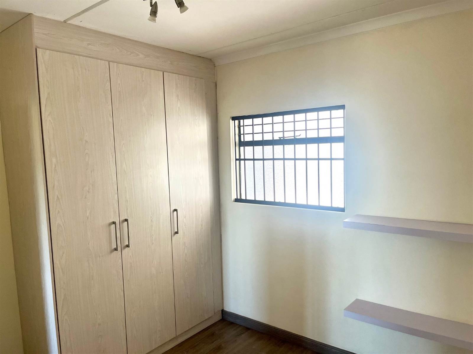 3 Bed Apartment in Kyalami photo number 25