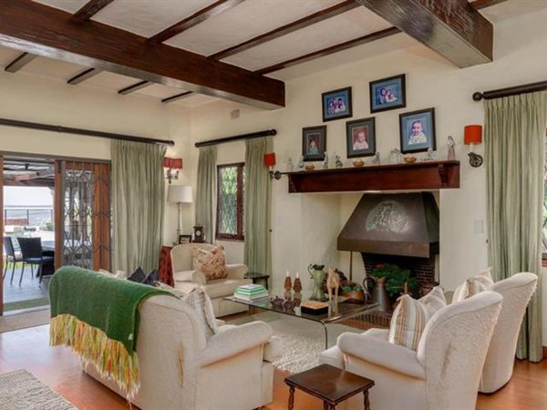 4 Bedroom House 4 Bedroom House