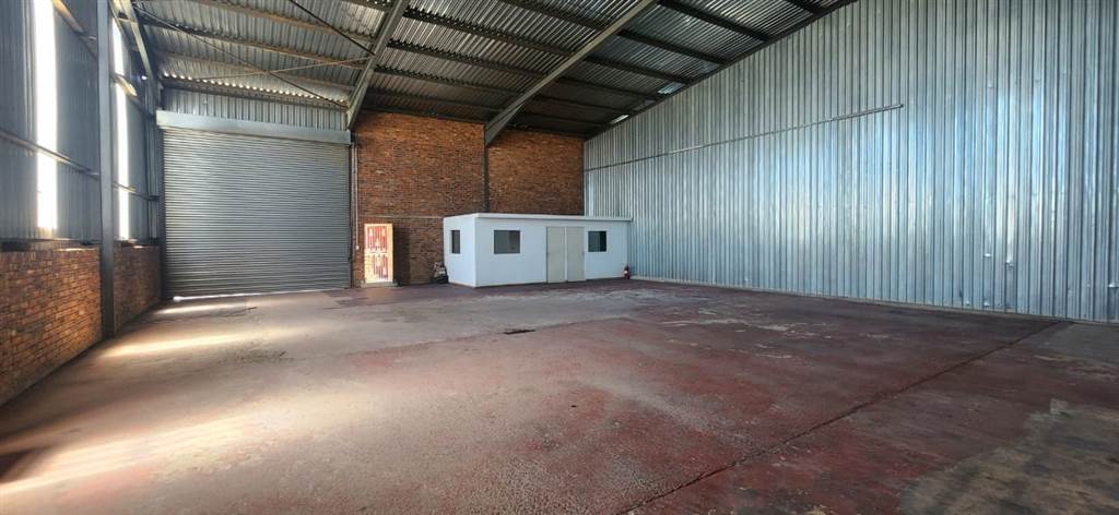 270  m² Industrial space in Pomona photo number 5