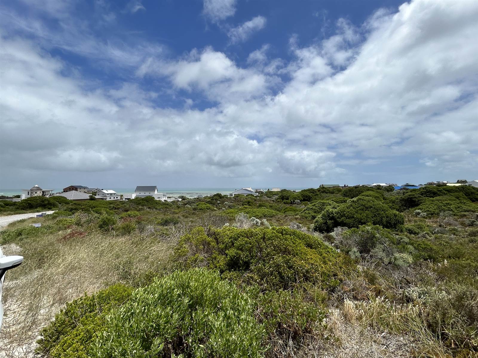 605 m² Land available in Suiderstrand photo number 4