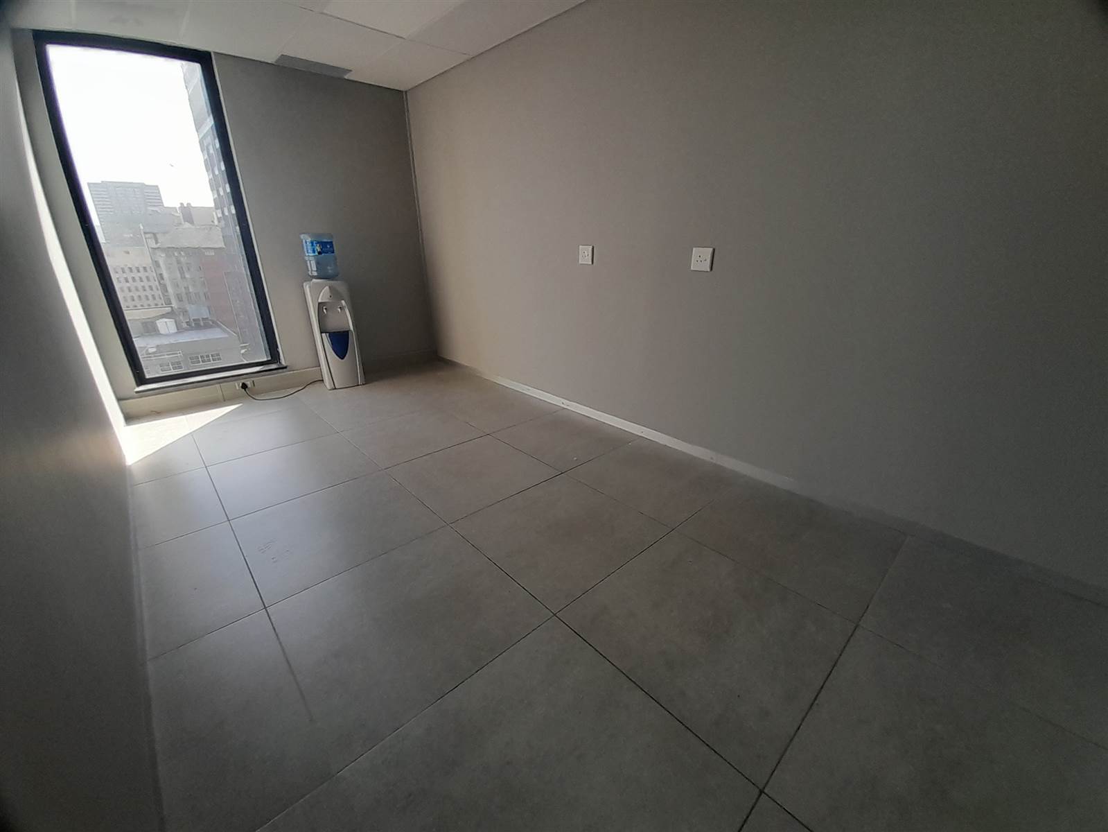 232  m² Commercial space in Durban CBD photo number 11