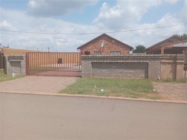 2 Bedroom House 2 Bedroom House