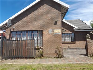 4 Bed House in Acaciaville