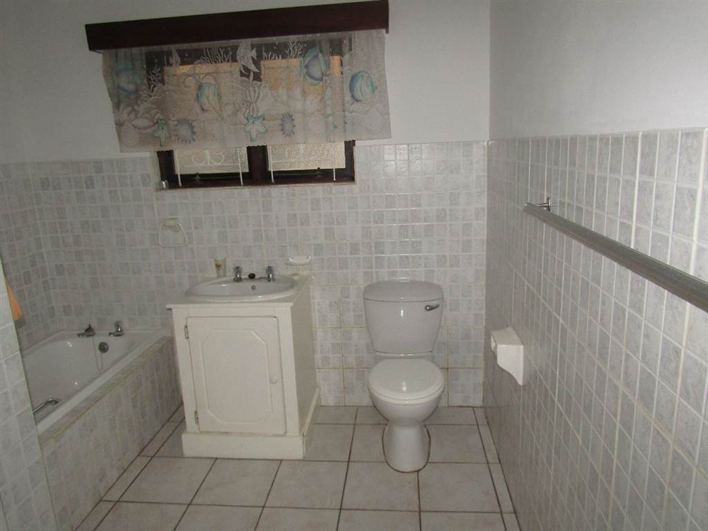3 Bed House in Southport photo number 18
