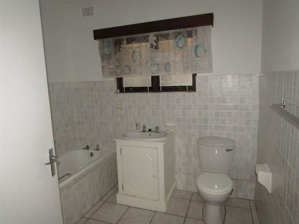 3 Bed House in Southport photo number 26