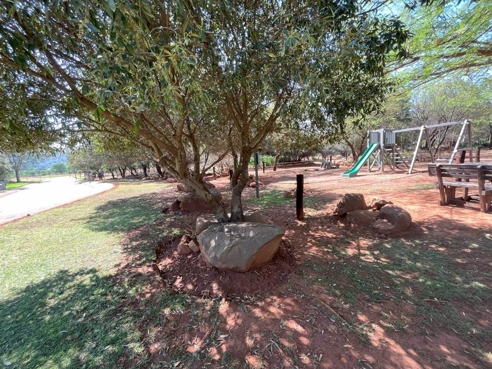 980 m² Land available in Buffelspoort photo number 15