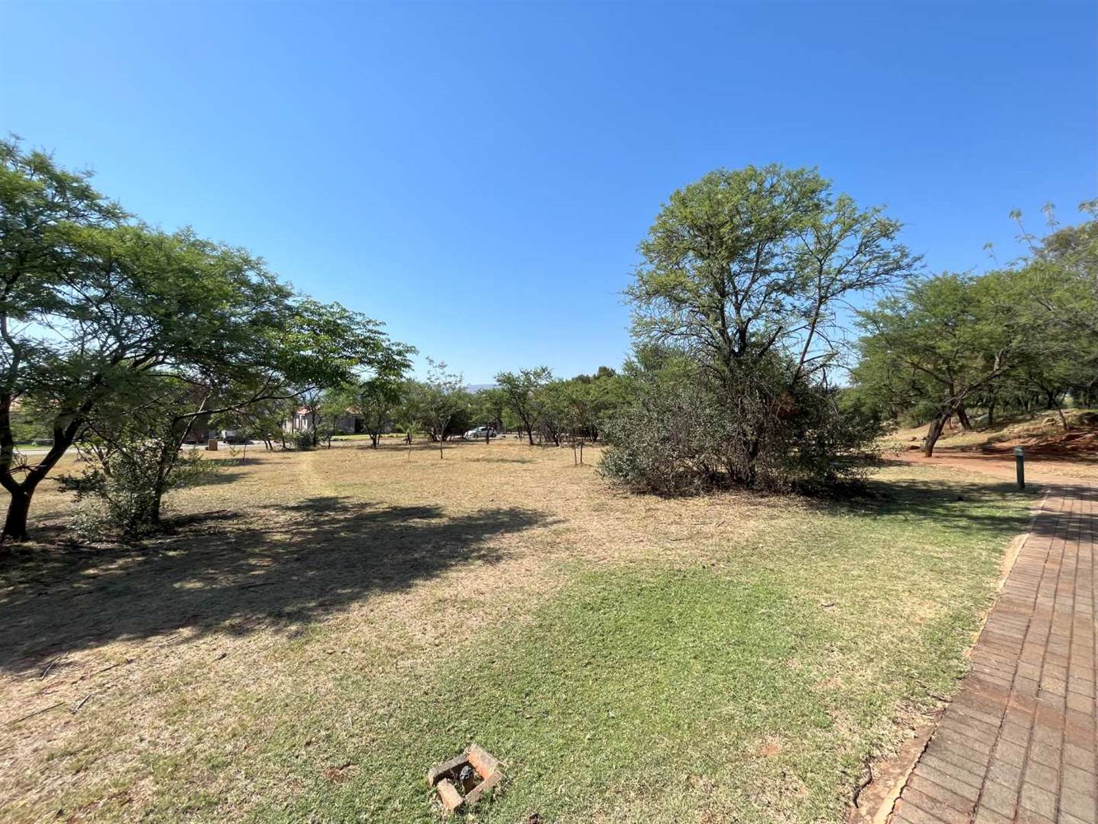 980 m² Land available in Buffelspoort photo number 4