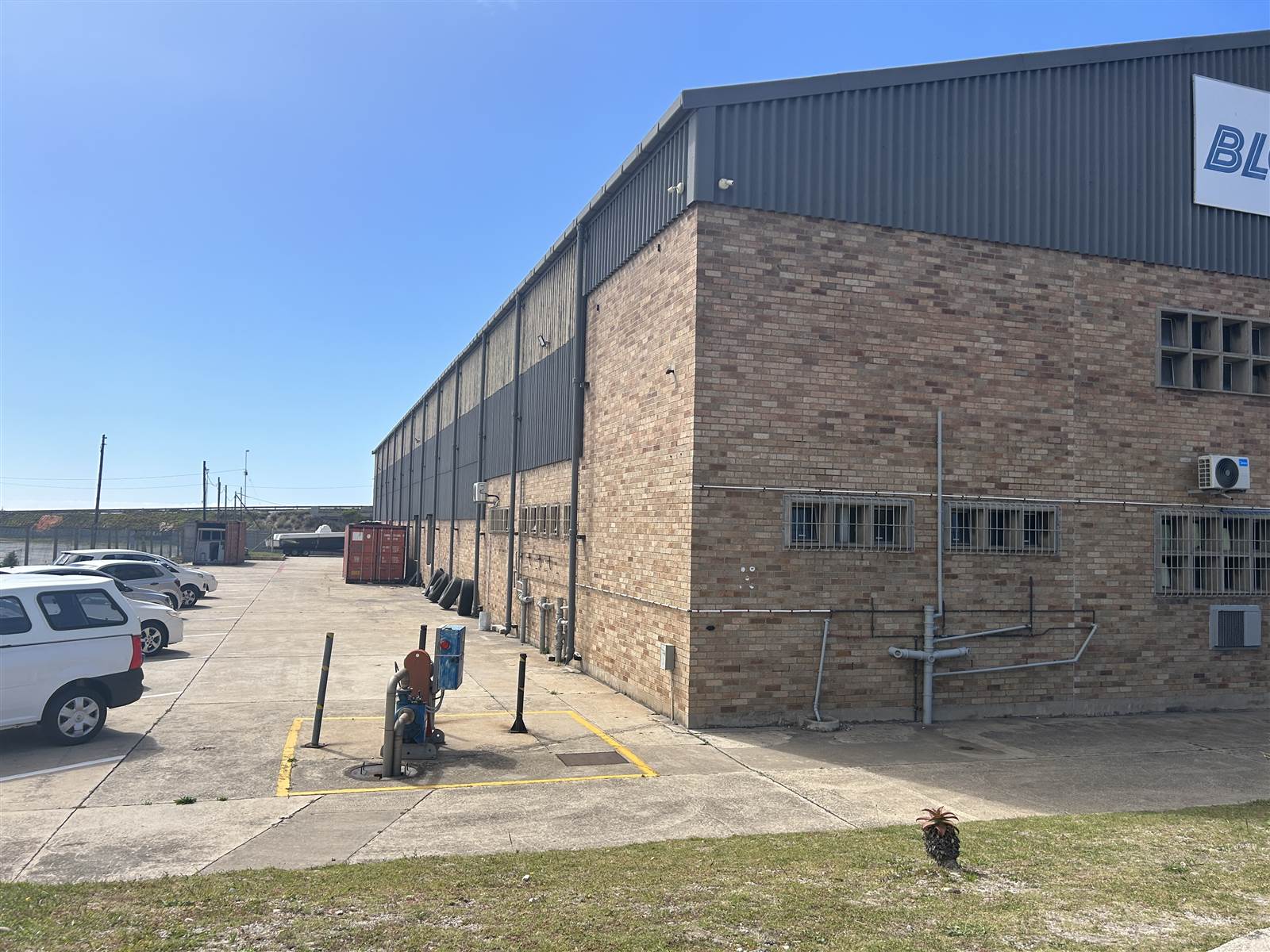 2198  m² Industrial space in Deal Party photo number 18