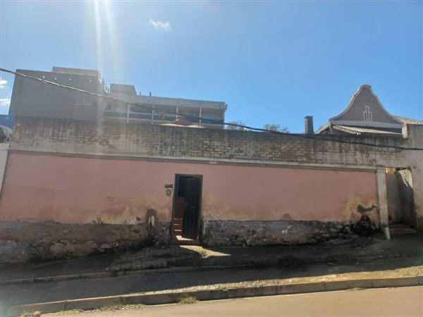 2 Bedroom House 2 Bedroom House