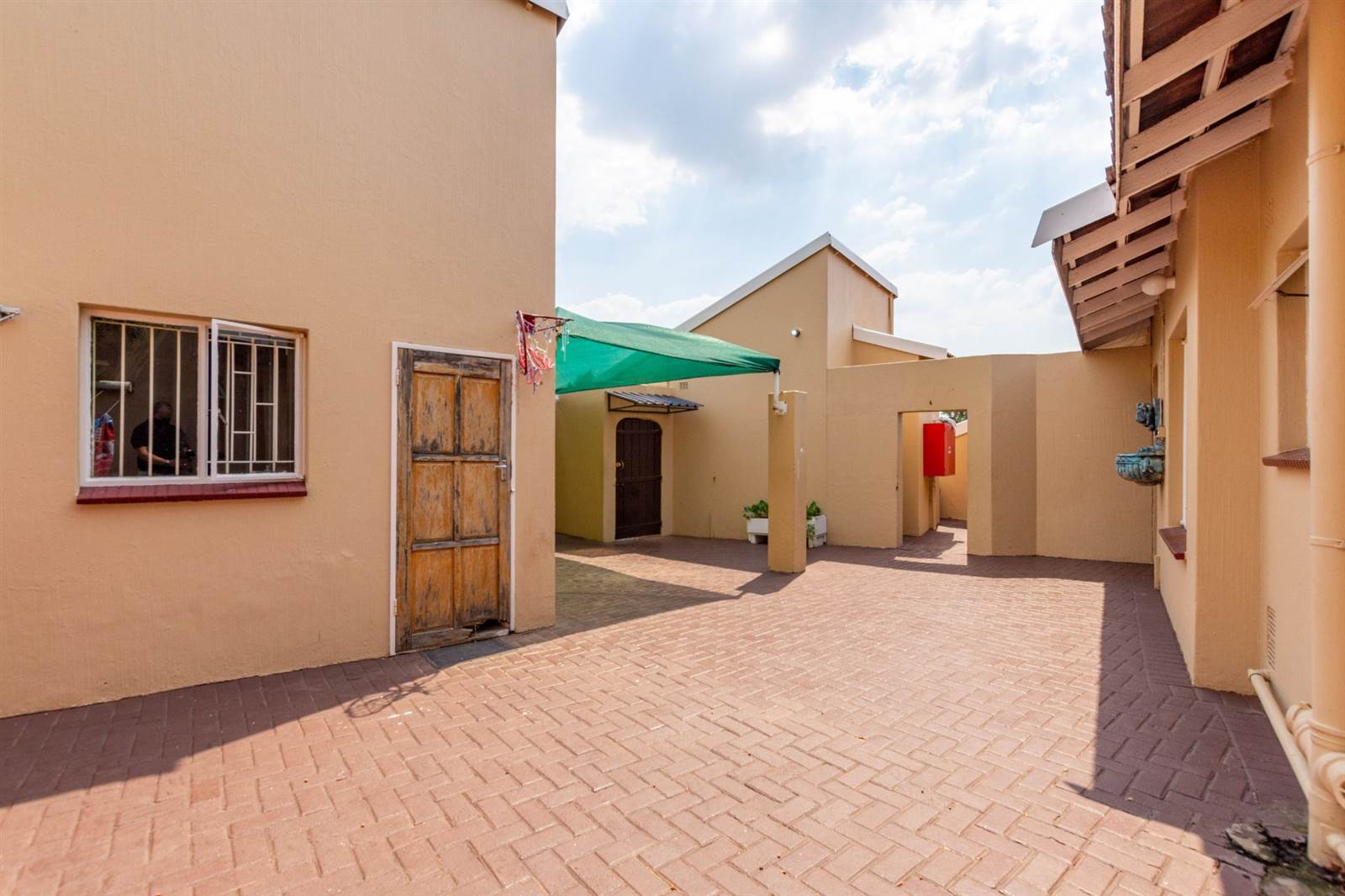 3 Bed Townhouse in Bryanston photo number 18