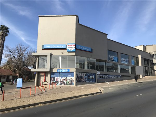 565  m² Commercial space