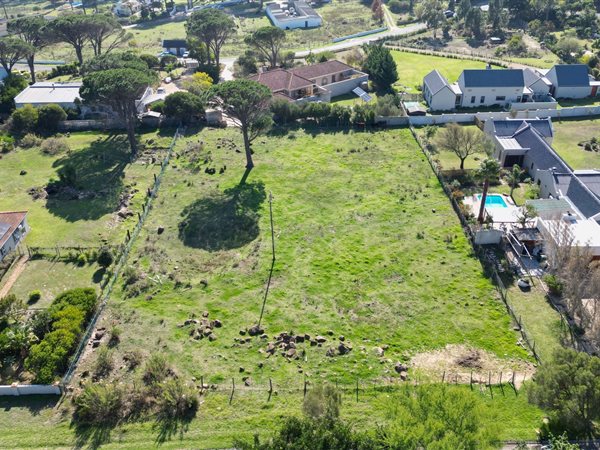 3 030 m² Land 3 030 m² Land