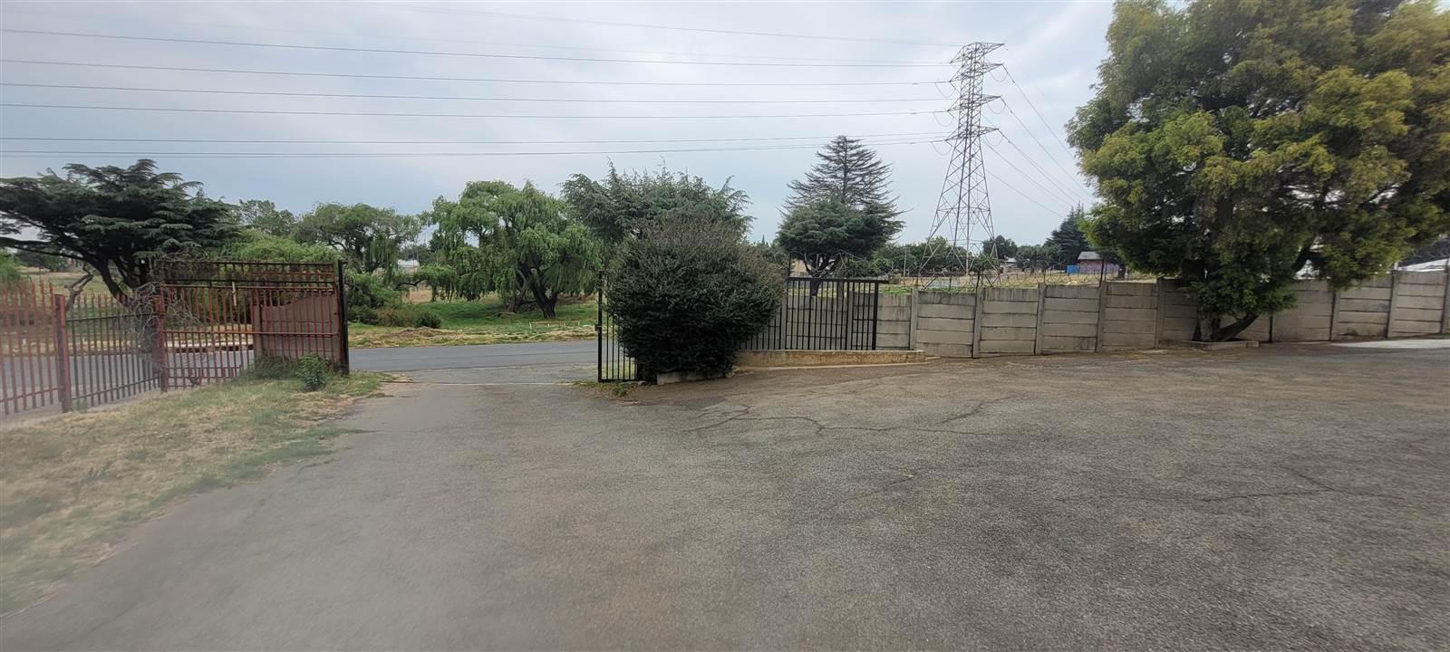 1000  m² Industrial space in Roodepoort Central photo number 23