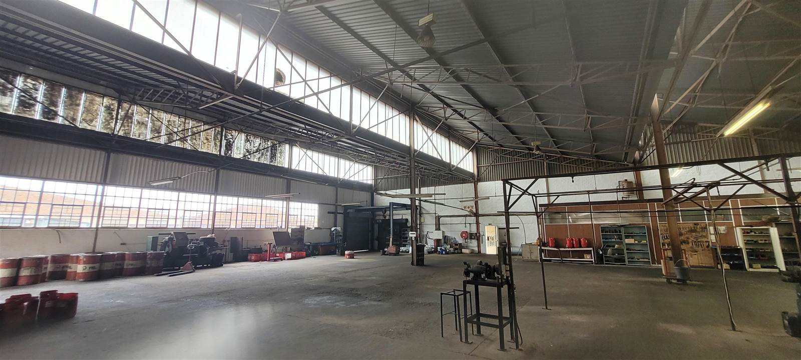 1000  m² Industrial space in Roodepoort Central photo number 8