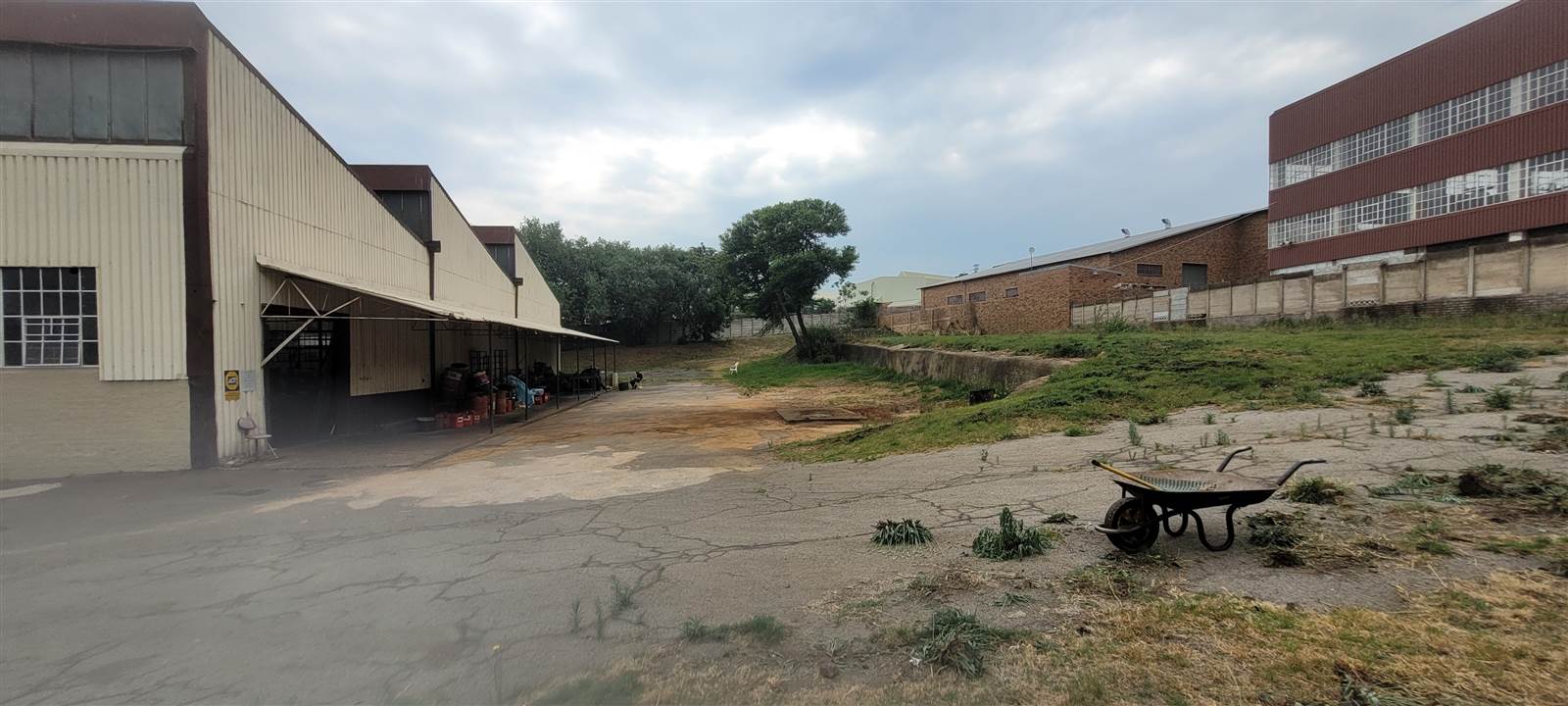 1000  m² Industrial space in Roodepoort Central photo number 25