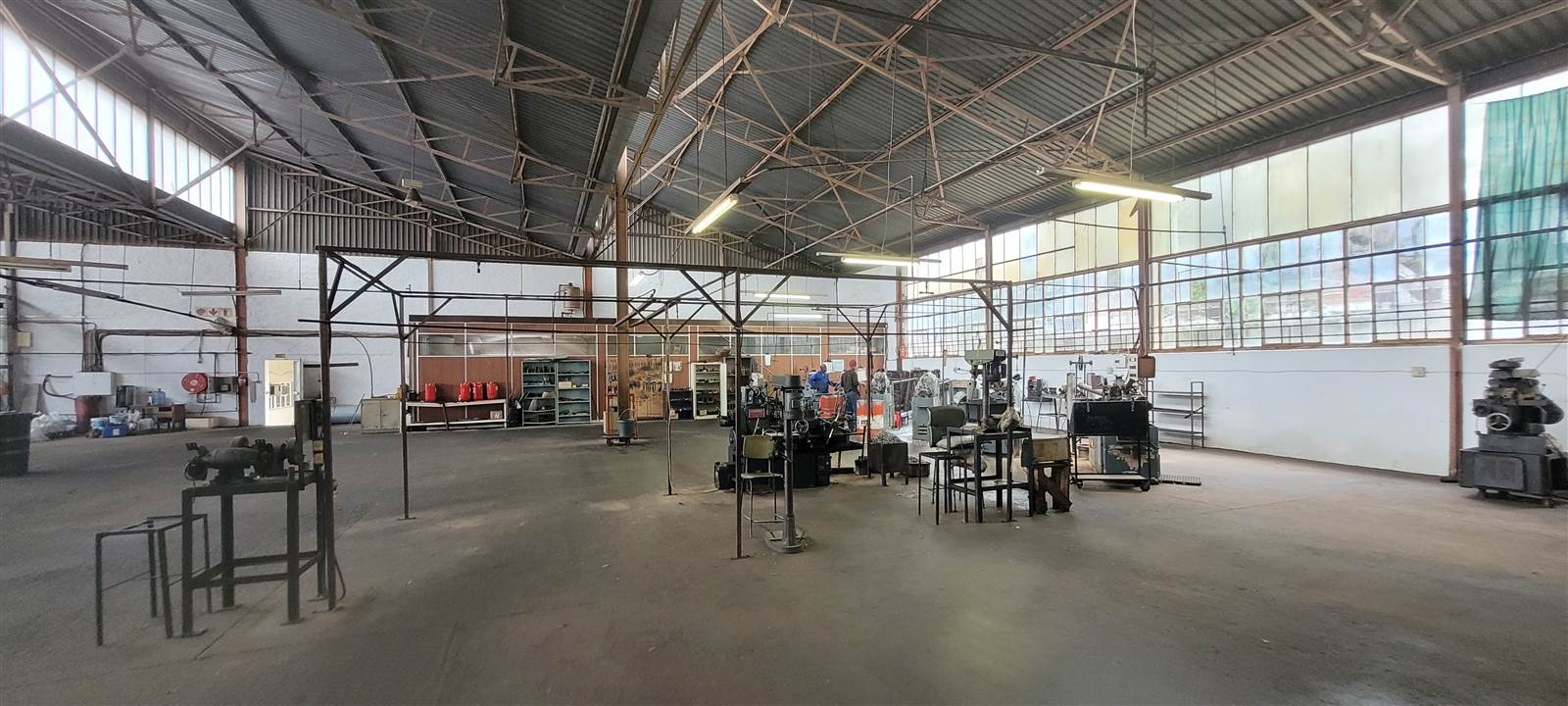 1000  m² Industrial space in Roodepoort Central photo number 6