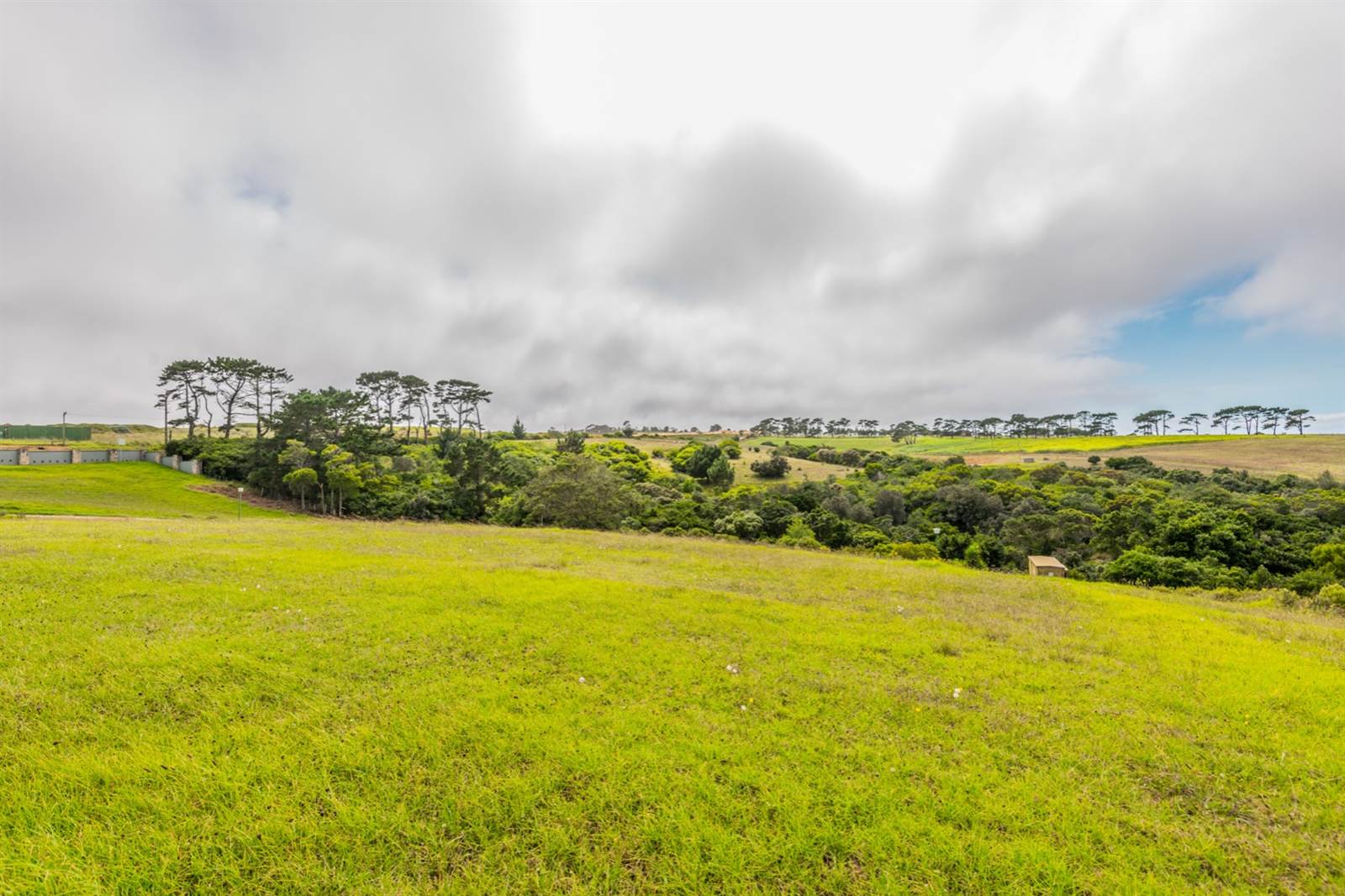 701 m² Land available in Le Grand Golf Estate photo number 7