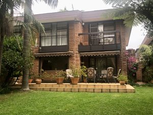 3 Bed Townhouse in Bedford Park