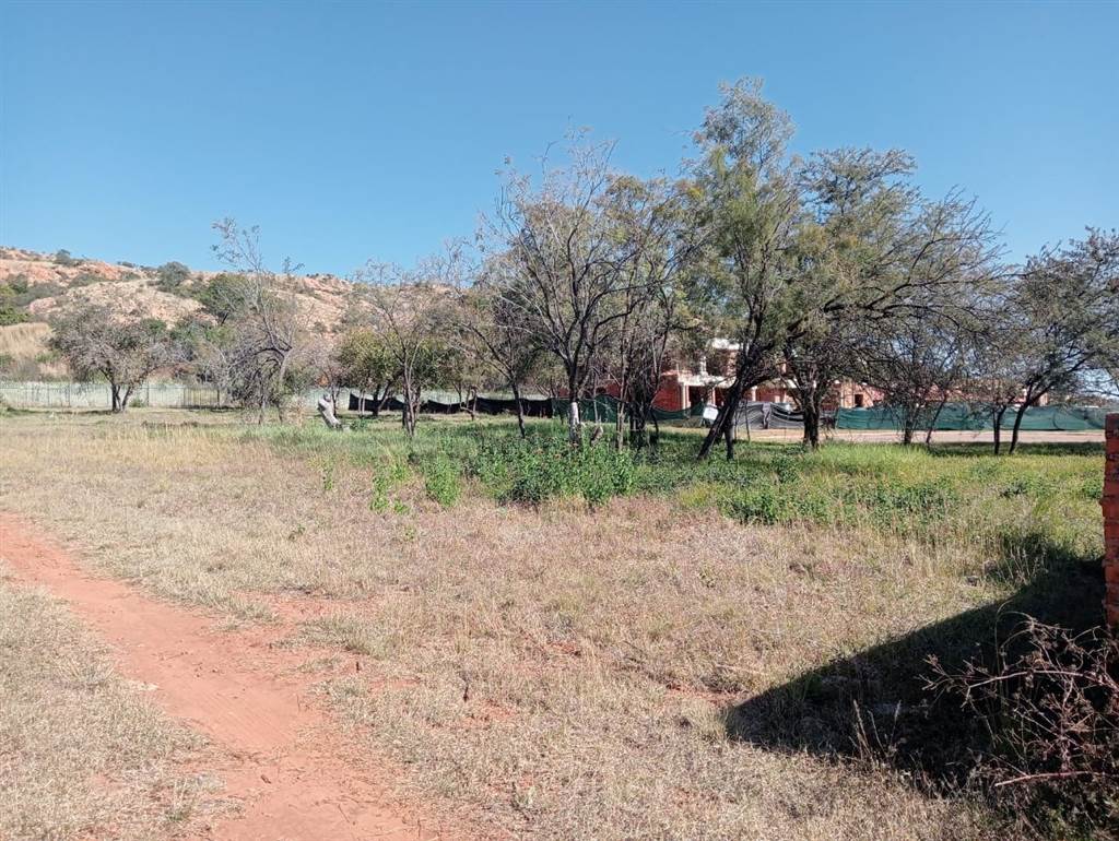 901 m² Land available in Magaliesberg Country Estate photo number 9