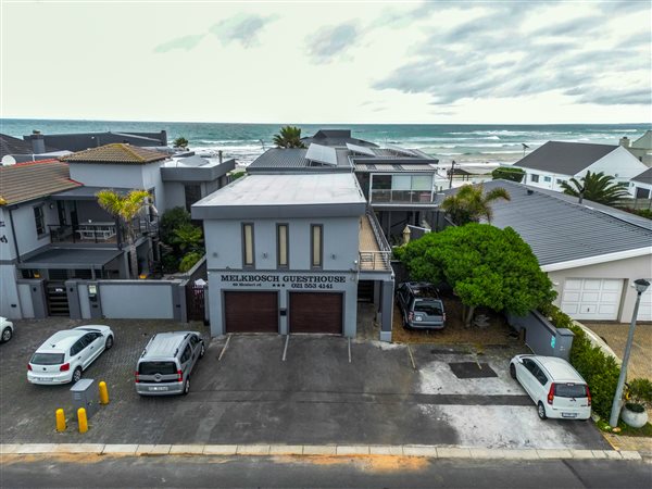 8 Bedroom House 8 Bedroom House