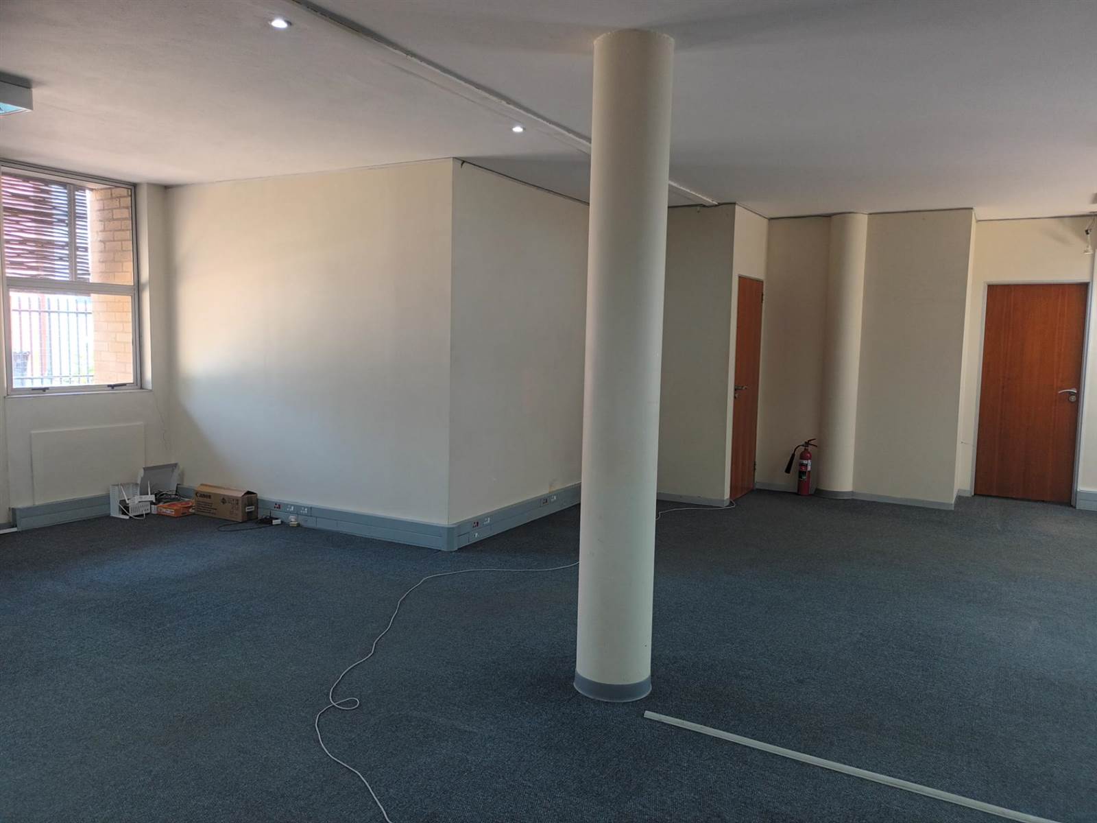 90  m² Commercial space in Lynnwood Glen photo number 12