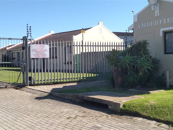 2 Bedroom Townhouse 2 Bedroom Townhouse