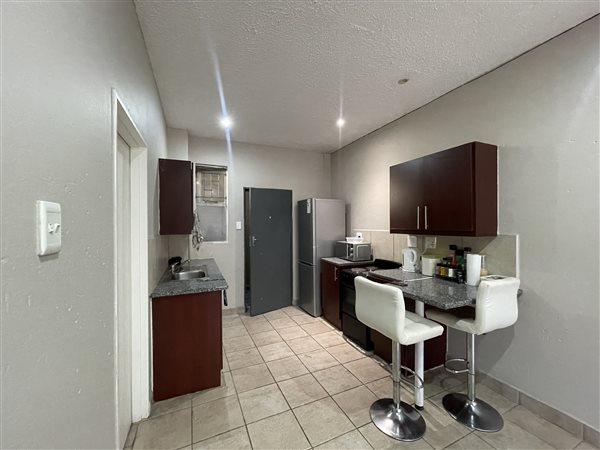 2 Bed Apartment