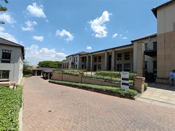 399  m² Commercial space in Bryanston