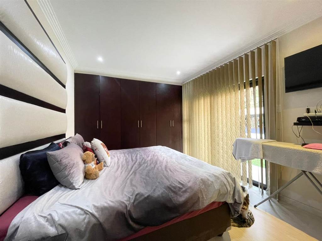 3 Bed Simplex in Izinga Estate photo number 2