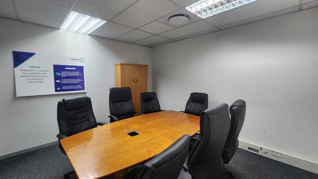 140  m² Commercial space in Centurion CBD photo number 8