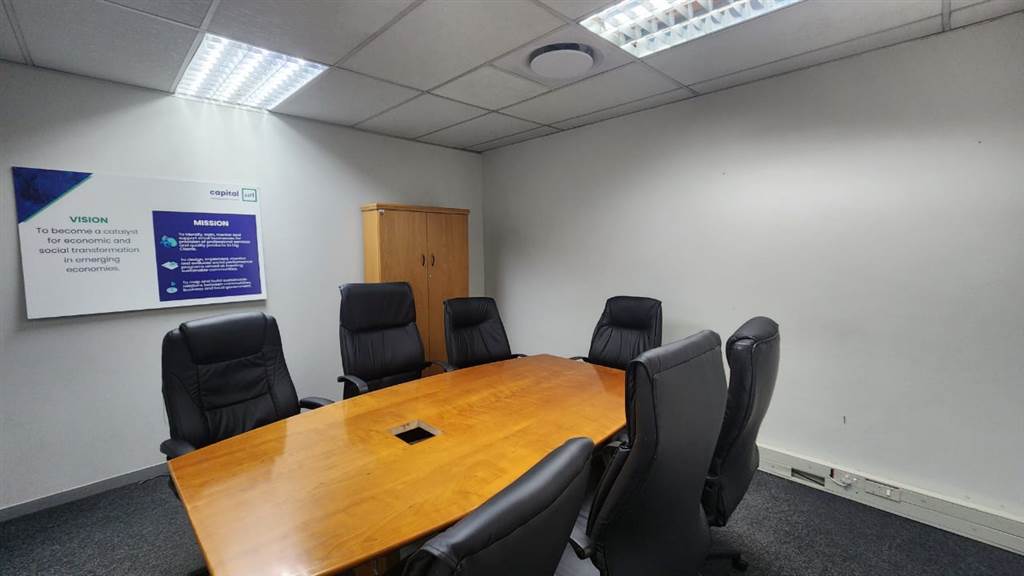 140  m² Commercial space in Centurion CBD photo number 7