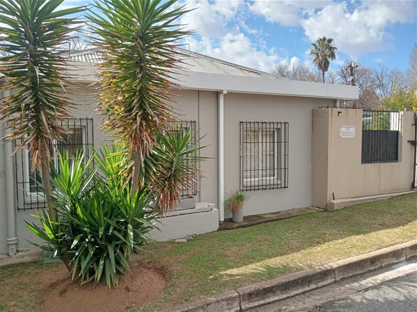2 Bedroom Townhouse 2 Bedroom Townhouse