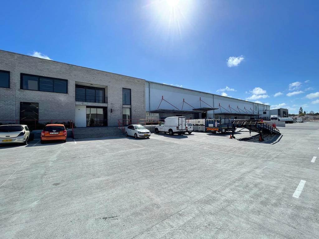 4165  m² Industrial space in Bellville Central photo number 3