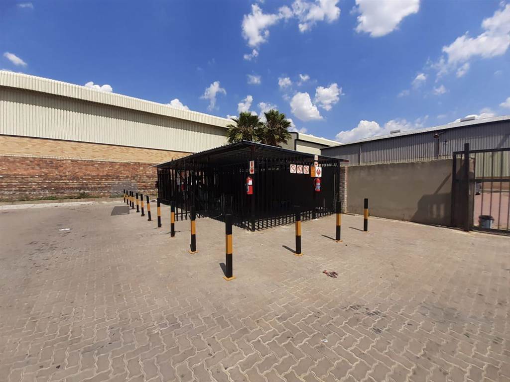 1750  m² Industrial space in Eastleigh photo number 16