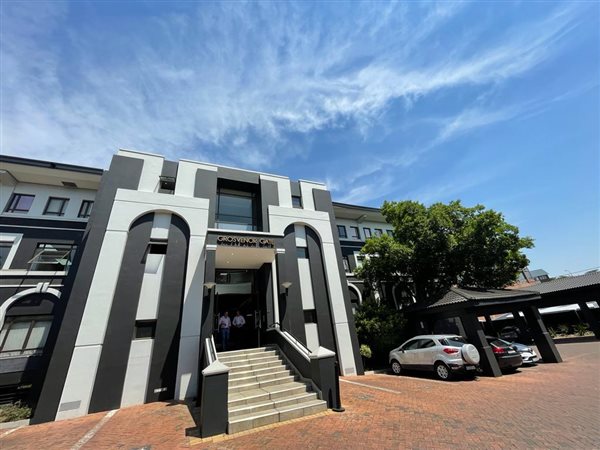 60  m² Commercial space in Hyde Park