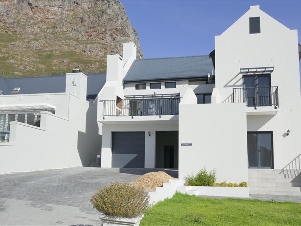 3 Bedroom House 3 Bedroom House
