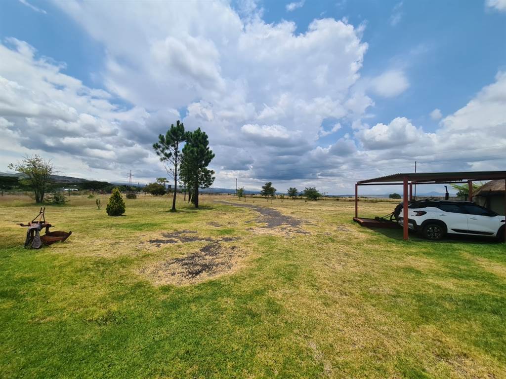 4.3 ha Smallholding in Lydenburg photo number 17