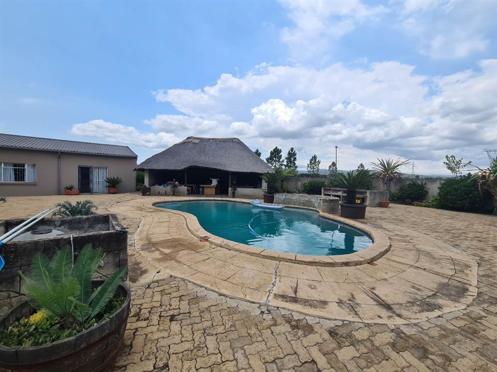 4.3 ha Smallholding in Lydenburg photo number 5