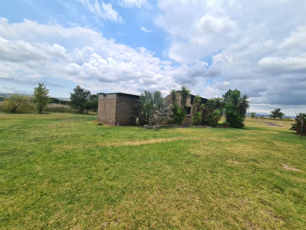 4.3 ha Smallholding in Lydenburg photo number 15