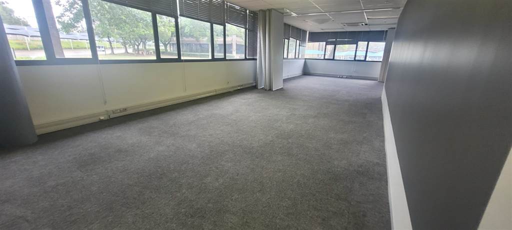 787  m² Commercial space in Isando photo number 14