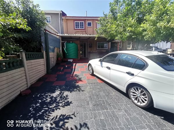 3 Bedroom House 3 Bedroom House