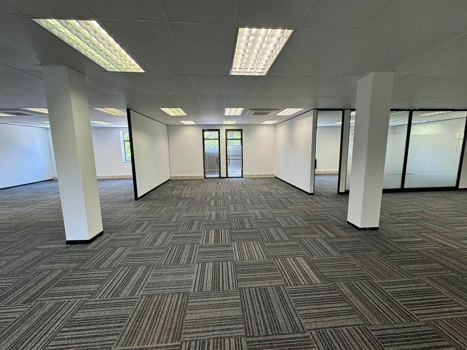 1018  m² Commercial space in Morningside photo number 19