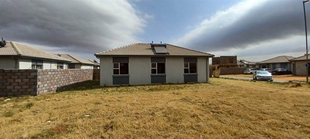 3 Bed House in Salfin photo number 16