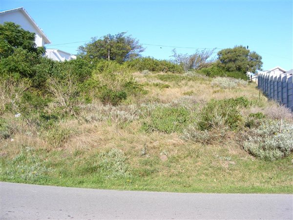 694 m² Land