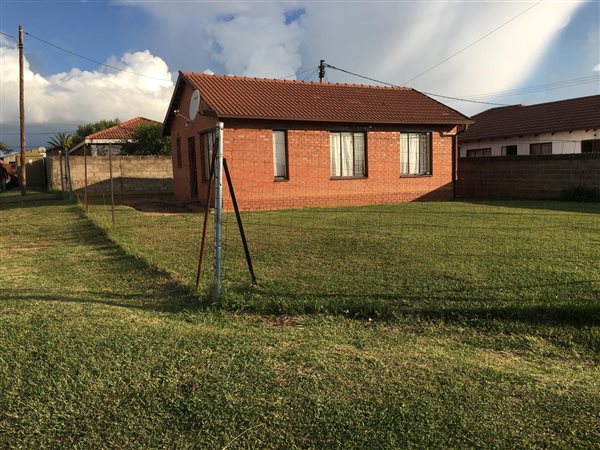 3 Bedroom House 3 Bedroom House