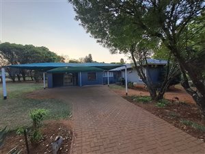 4 Bed House in Signal Hill