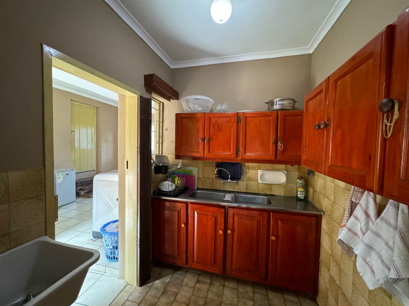 3 Bed House in Garsfontein photo number 7