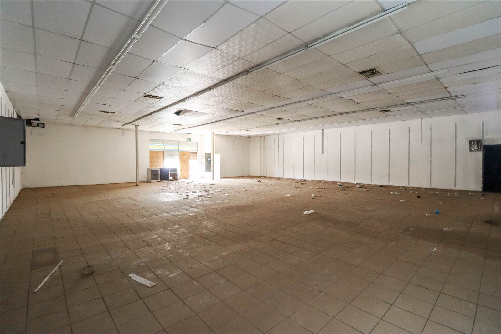 100  m² Retail Space in Naledi photo number 5