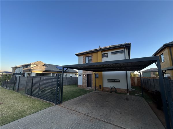 3 Bedroom House 3 Bedroom House